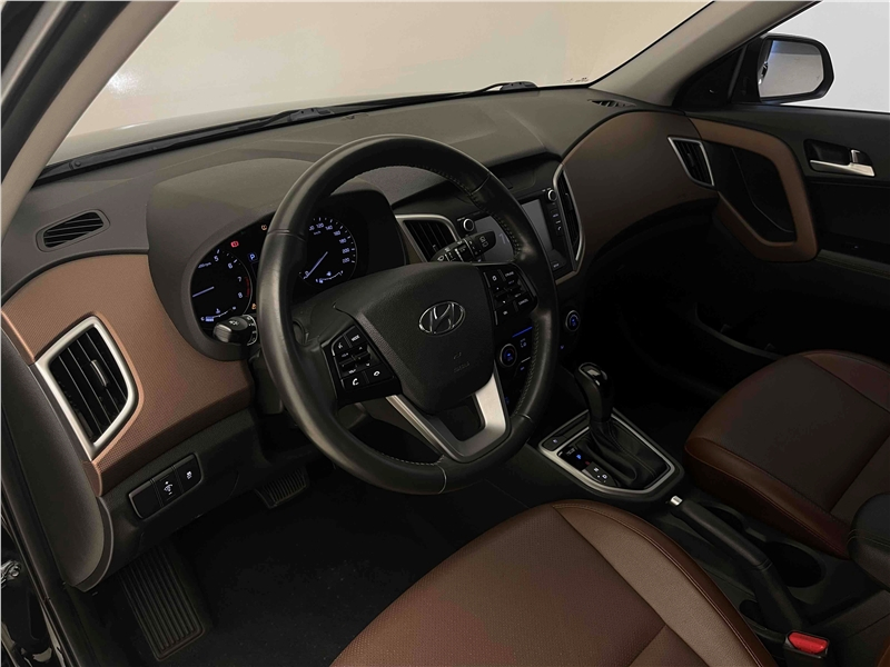 Foto do veículo HYUNDAI CRETA 2.0 16V FLEX PRESTIGE AUTOMÁTICO 2019 70.590 KM 92.900,00