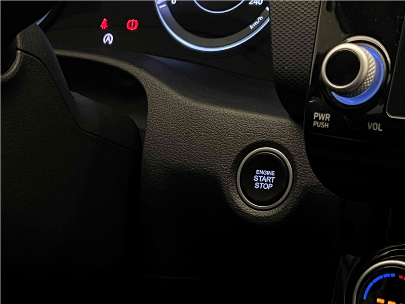 Foto do veículo HYUNDAI CRETA 1.0 TGDI FLEX LIMITED AUTOMÁTICO 2022 28.330 KM 117.900,00
