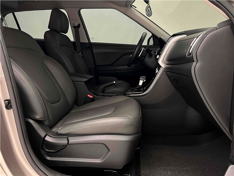 Foto do veículo HYUNDAI CRETA 1.0 TGDI FLEX LIMITED AUTOMÁTICO 2022 28.330 KM 117.900,00