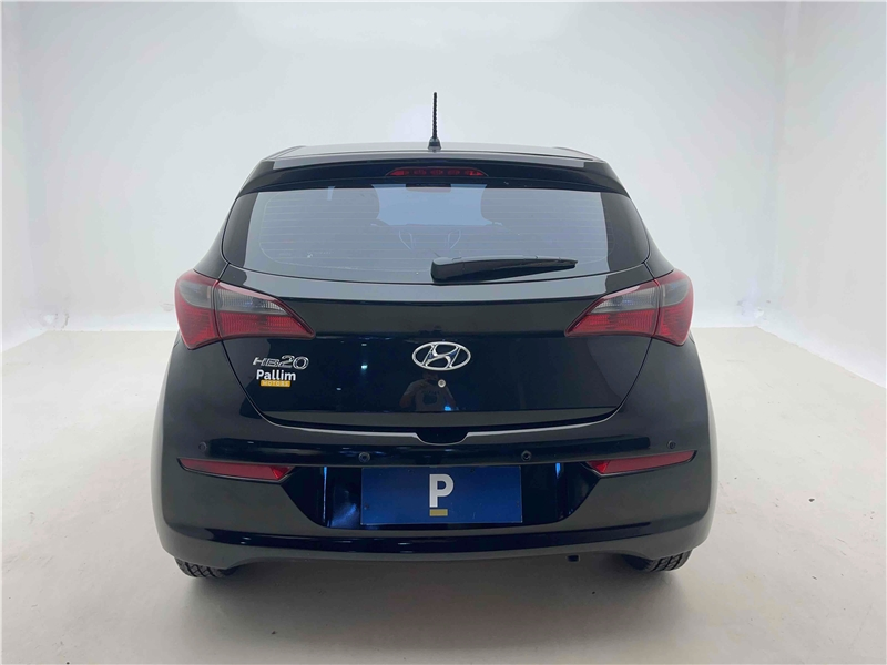 Foto do veículo HYUNDAI HB20 1.0 UNIQUE 12V FLEX 4P MANUAL 2019 72.229 KM 50.900,00