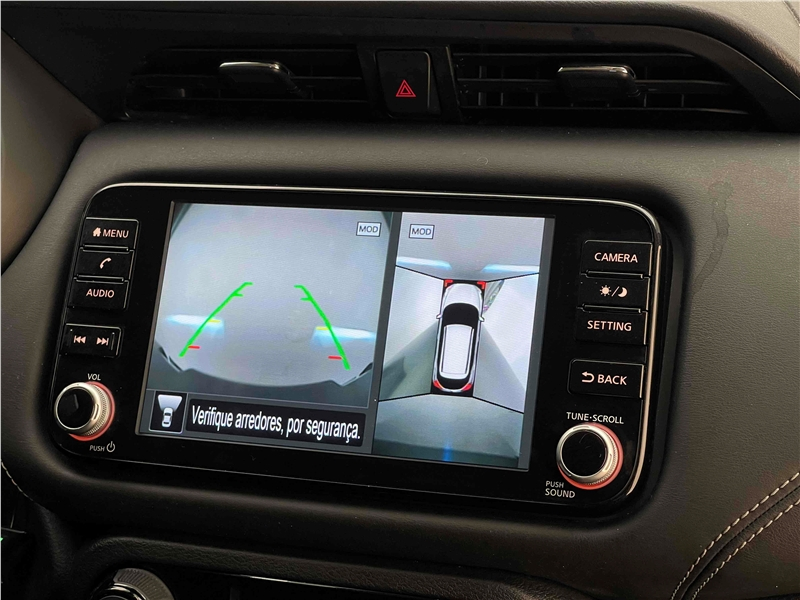 Foto do veículo NISSAN KICKS 1.6 16V FLEXSTART EXCLUSIVE XTRONIC 2023 32.413 KM 117.900,00