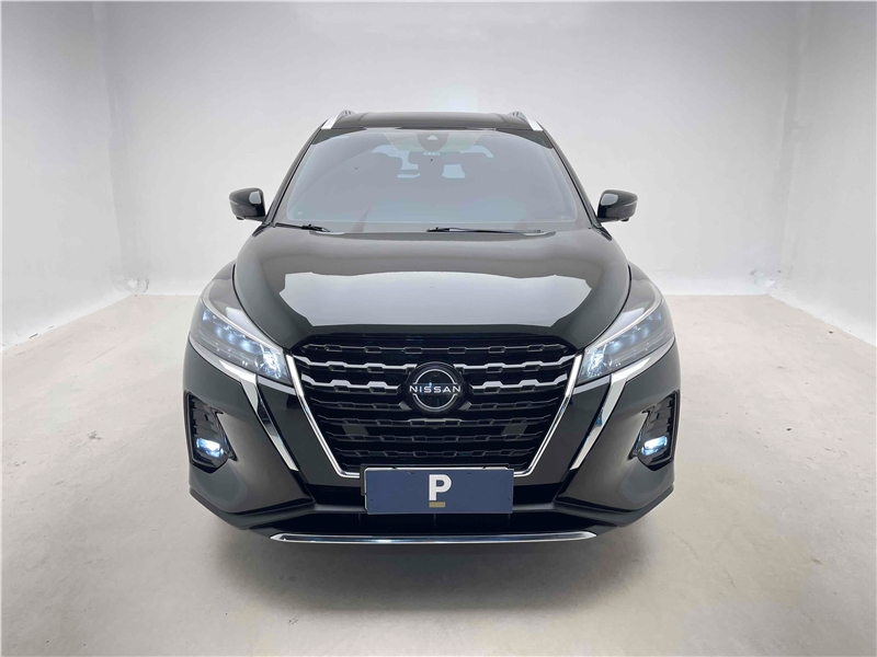 Foto do veículo NISSAN KICKS 1.6 16V FLEXSTART EXCLUSIVE XTRONIC 2023 32.413 KM 117.900,00