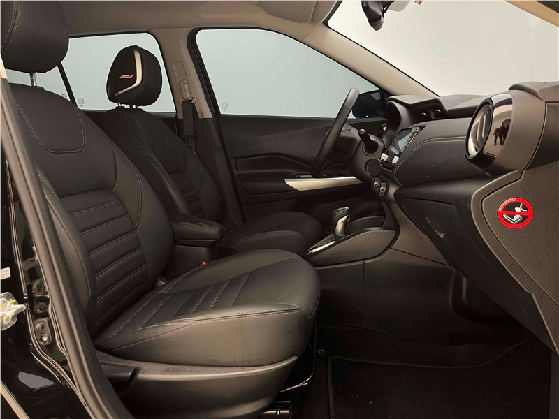 Foto do veículo NISSAN KICKS 1.6 16V FLEXSTART EXCLUSIVE XTRONIC 2023 32.413 KM 117.900,00