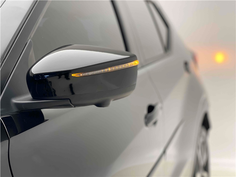 Foto do veículo NISSAN KICKS 1.6 16V FLEXSTART EXCLUSIVE XTRONIC 2023 32.413 KM 117.900,00
