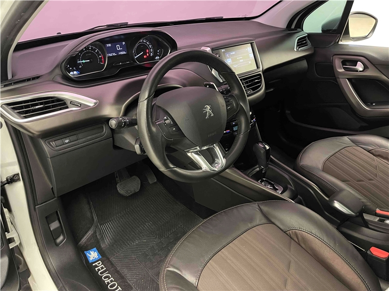 Foto do veículo PEUGEOT 2008 1.6 16V FLEX GRIFFE 4P AUTOMÁTICO 2017 76.262 KM 59.900,00