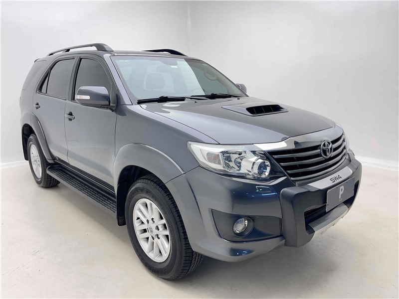 Foto do veículo TOYOTA HILUX SW4 3.0 SRV 4X4 16V TURBO INTERCOOLER DIESEL 4P AUTOMÁTICO 2015 96.063 KM 159.900,00