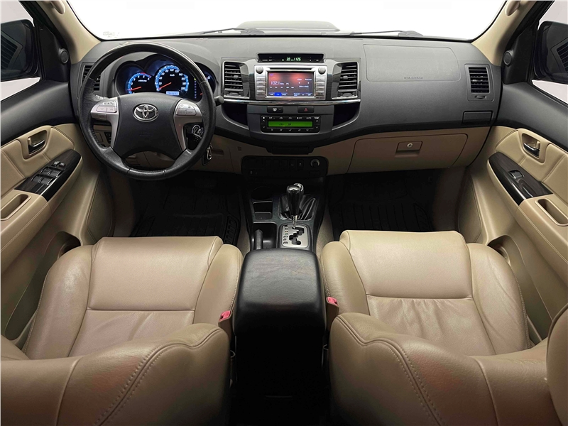 Foto do veículo TOYOTA HILUX SW4 3.0 SRV 4X4 16V TURBO INTERCOOLER DIESEL 4P AUTOMÁTICO 2015 96.063 KM 159.900,00