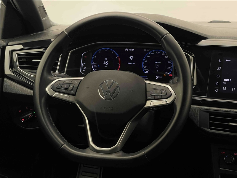 Foto do veículo VOLKSWAGEN NIVUS 1.0 200 TSI TOTAL FLEX HIGHLINE AUTOMÁTICO 2021 33.599 KM 110.900,00
