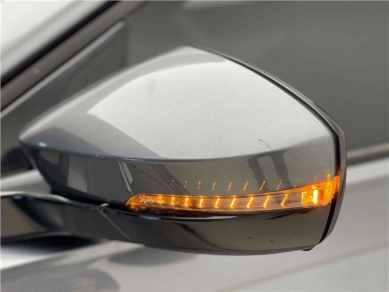 Foto do veículo VOLKSWAGEN NIVUS 1.0 200 TSI TOTAL FLEX HIGHLINE AUTOMÁTICO 2021 33.599 KM 110.900,00