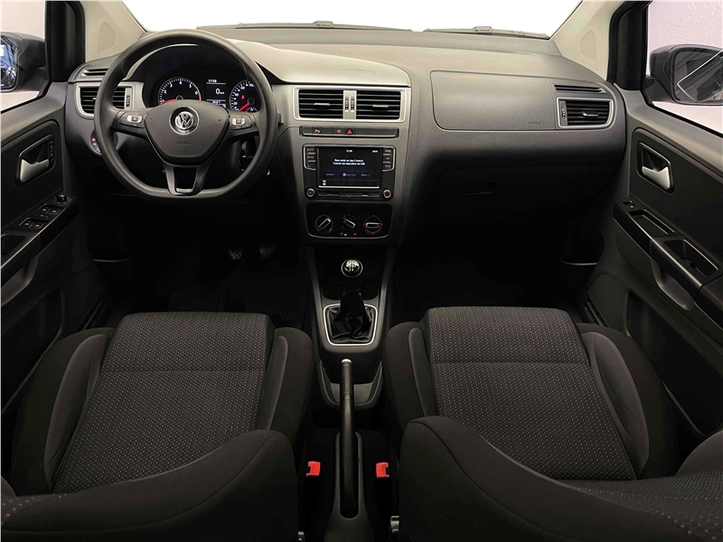 Foto do veículo VOLKSWAGEN SPACEFOX 1.6 MSI TRENDLINE 8V FLEX 4P MANUAL 2019 47.918 KM 59.900,00