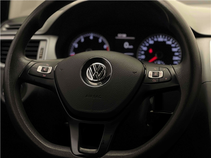 Foto do veículo VOLKSWAGEN SPACEFOX 1.6 MSI TRENDLINE 8V FLEX 4P MANUAL 2019 47.918 KM 59.900,00