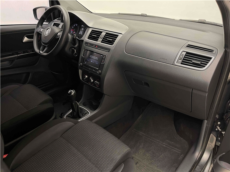 Foto do veículo VOLKSWAGEN SPACEFOX 1.6 MSI TRENDLINE 8V FLEX 4P MANUAL 2019 47.918 KM 59.900,00