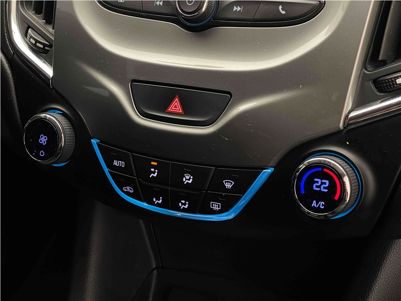Foto do veículo CHEVROLET CRUZE 1.4 TURBO LT 16V FLEX 4P AUTOMÁTICO 2019 22.170 KM 91.900,00