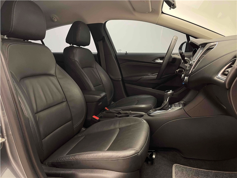 Foto do veículo CHEVROLET CRUZE 1.4 TURBO LT 16V FLEX 4P AUTOMÁTICO 2019 22.170 KM 91.900,00