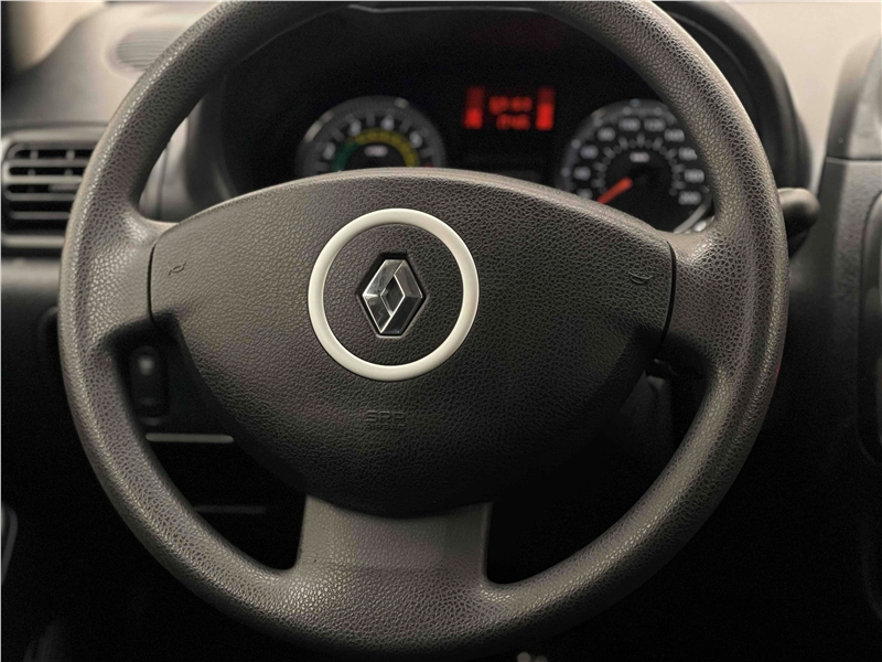 Foto do veículo RENAULT CLIO 1.0 EXPRESSION 16V FLEX 4P MANUAL 2016 69.163 KM 35.900,00