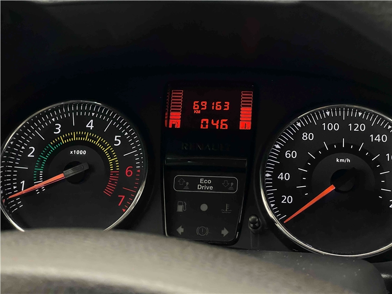 Foto do veículo RENAULT CLIO 1.0 EXPRESSION 16V FLEX 4P MANUAL 2016 69.163 KM 35.900,00