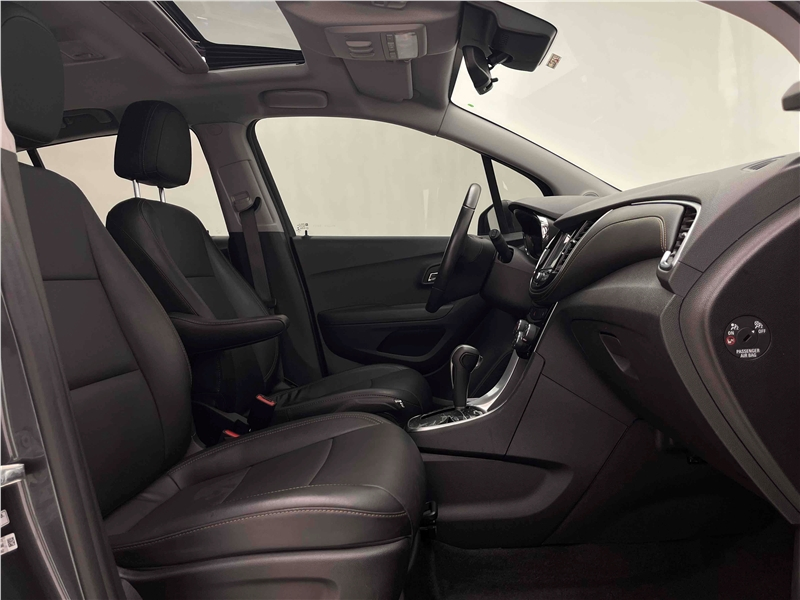 Foto do veículo CHEVROLET TRACKER 1.4 16V TURBO FLEX PREMIER AUTOMÁTICO 2019 29.463 KM 91.900,00