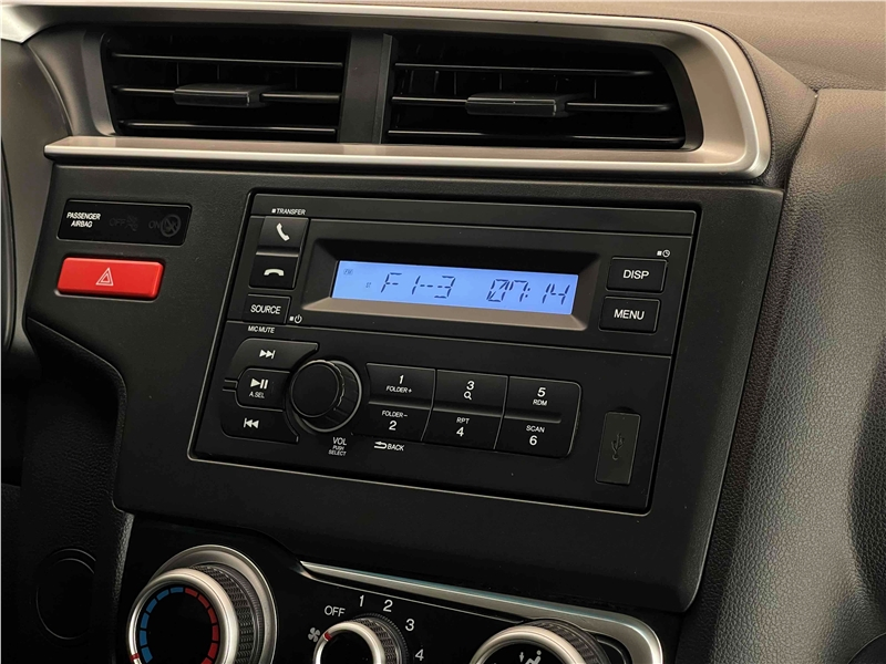 Foto do veículo HONDA FIT 1.5 LX 16V FLEX 4P AUTOMÁTICO 2016 76.393 KM 63.900,00