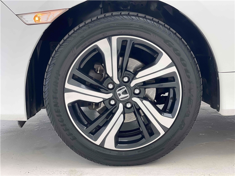 Foto do veículo HONDA CIVIC 2.0 16V FLEXONE EXL 4P CVT 2018 49.684 KM 104.900,00