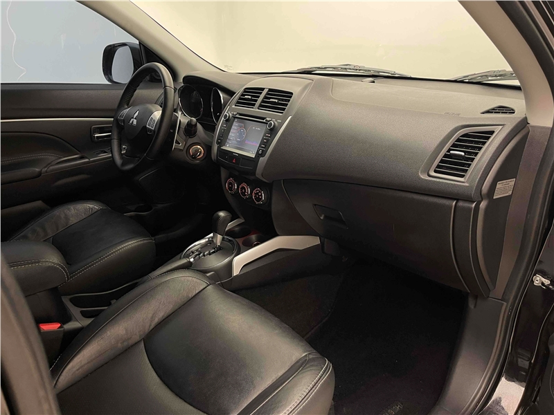 Foto do veículo MITSUBISHI ASX 2.0 4X2 16V GASOLINA 4P AUTOMÁTICO 2012 95.126 KM 56.900,00