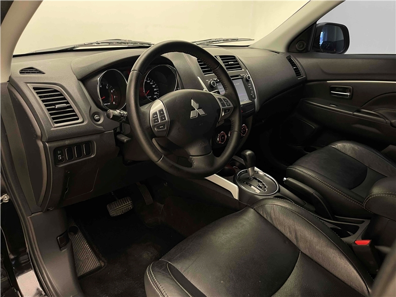 Foto do veículo MITSUBISHI ASX 2.0 4X2 16V GASOLINA 4P AUTOMÁTICO 2012 95.126 KM 56.900,00