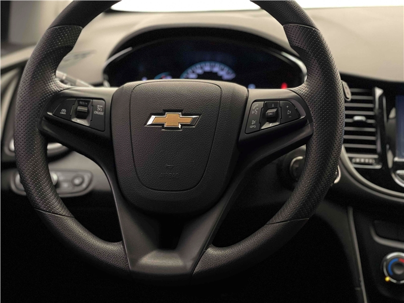 Foto do veículo CHEVROLET TRACKER 1.4 16V TURBO FLEX LT AUTOMÁTICO 2018 42.687 KM 78.900,00