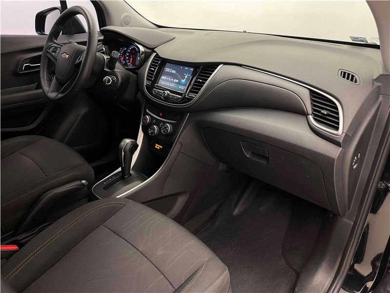 Foto do veículo CHEVROLET TRACKER 1.4 16V TURBO FLEX LT AUTOMÁTICO 2018 42.687 KM 78.900,00