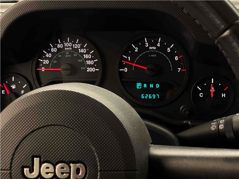 Foto do veículo JEEP WRANGLER 3.8 SPORT 4X4 TETO RIGIDO V6 12V GASOLINA 2P AUTOMÁTICO 2007 62.697 KM 140.000,00