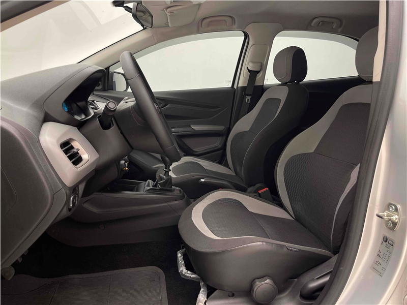 Foto do veículo CHEVROLET ONIX 1.0 MPFI LT 8V FLEX 4P MANUAL 2016 55.796 KM 45.900,00