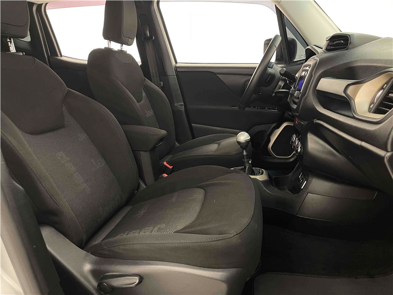Foto do veículo JEEP RENEGADE 1.8 16V FLEX SPORT 4P MANUAL 2016 62.918 KM 64.900,00