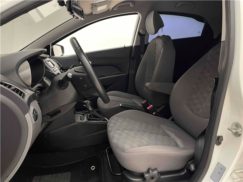 Foto do veículo HYUNDAI HB20 1.6 PREMIUM 16V FLEX 4P AUTOMÁTICO 2017 72.571 KM 61.900,00