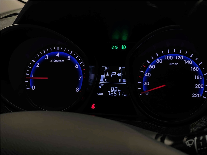 Foto do veículo HYUNDAI HB20 1.6 PREMIUM 16V FLEX 4P AUTOMÁTICO 2017 72.571 KM 61.900,00
