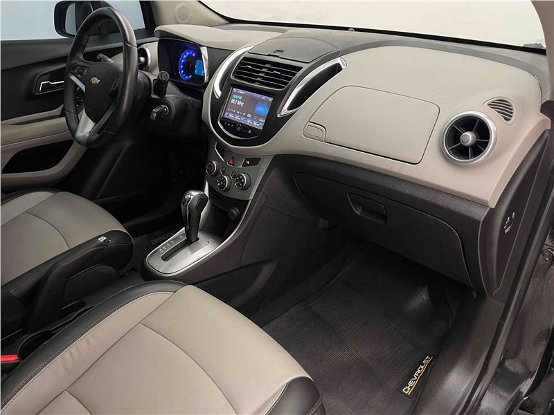 Foto do veículo CHEVROLET TRACKER 1.8 MPFI LTZ 4X2 16V FLEX 4P AUTOMÁTICO 2014 67.579 KM 64.900,00