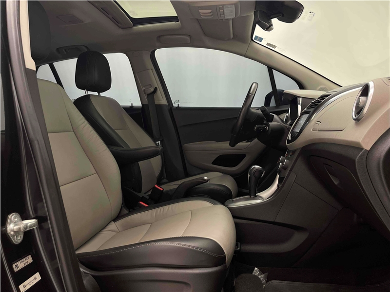 Foto do veículo CHEVROLET TRACKER 1.8 MPFI LTZ 4X2 16V FLEX 4P AUTOMÁTICO 2014 67.579 KM 64.900,00