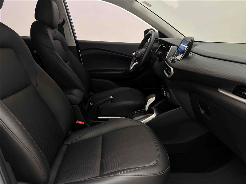 Foto do veículo CHEVROLET TRACKER 1.0 TURBO FLEX LT AUTOMÁTICO 2022 37.571 KM 104.900,00
