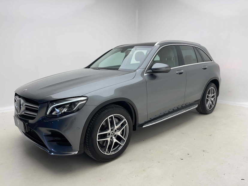 Foto do veículo MERCEDES-BENZ GLC 250 2.0 CGI GASOLINA SPORT 4MATIC 9G-TRONIC 2019 56.928 KM 199.900,00