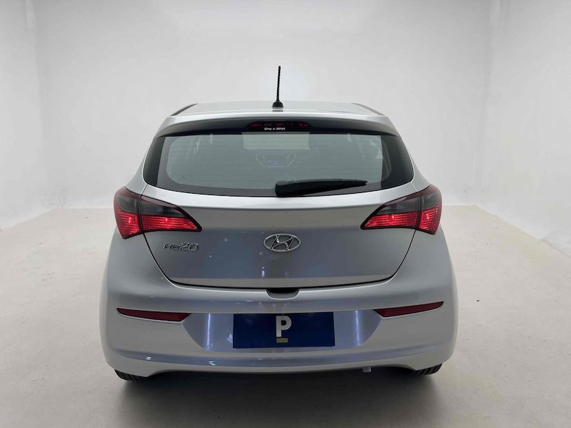 Foto do veículo HYUNDAI HB20 1.0 COMFORT 12V FLEX 4P MANUAL 2019 53.950 KM 53.900,00