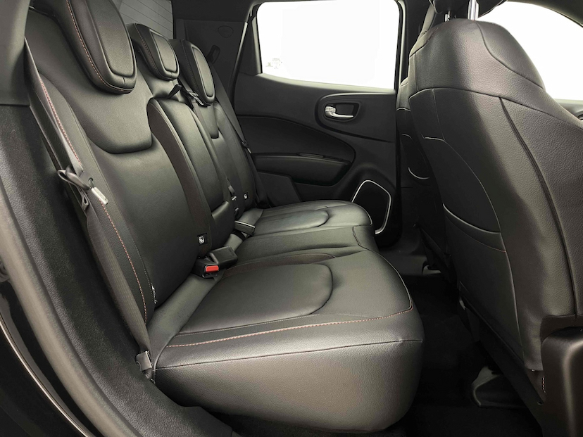 Foto do veículo FIAT TORO 2.0 16V TURBO DIESEL ULTRA 4WD AT9 2022 42.768 KM 157.900,00