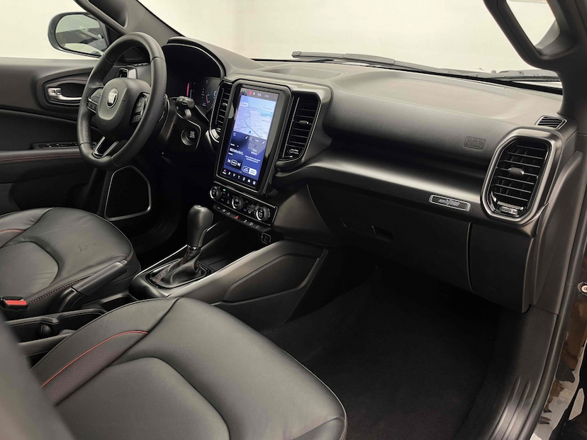 Foto do veículo FIAT TORO 2.0 16V TURBO DIESEL ULTRA 4WD AT9 2022 42.768 KM 157.900,00