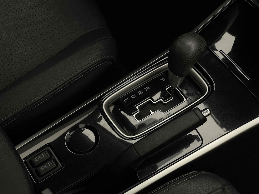 Foto do veículo MITSUBISHI OUTLANDER 2.0 COMFORT 16V GASOLINA 4P AUTOMÁTICO 2018 29.418 KM 118.900,00