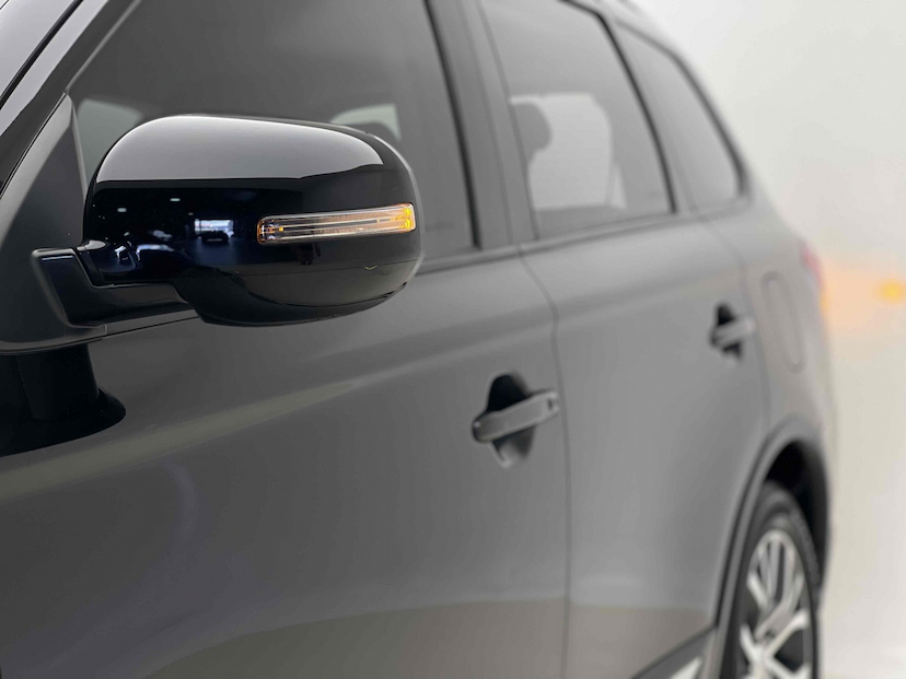 Foto do veículo MITSUBISHI OUTLANDER 2.0 COMFORT 16V GASOLINA 4P AUTOMÁTICO 2018 29.418 KM 118.900,00
