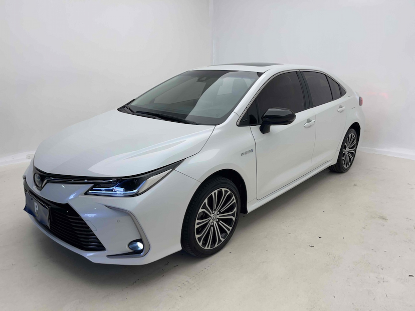 Foto do veículo TOYOTA COROLLA 1.8 VVT-I HYBRID FLEX ALTIS PREMIUM CVT 2022 48.049 KM 147.900,00