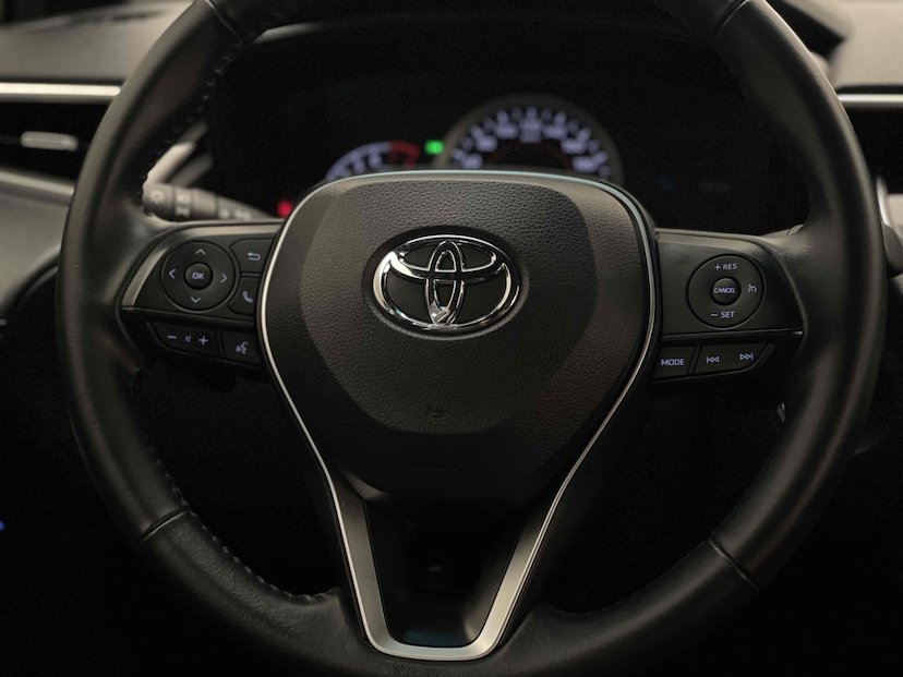 Foto do veículo TOYOTA COROLLA CROSS 2.0 VVT-IE FLEX XRE DIRECT SHIFT 2022 35.890 KM 142.900,00