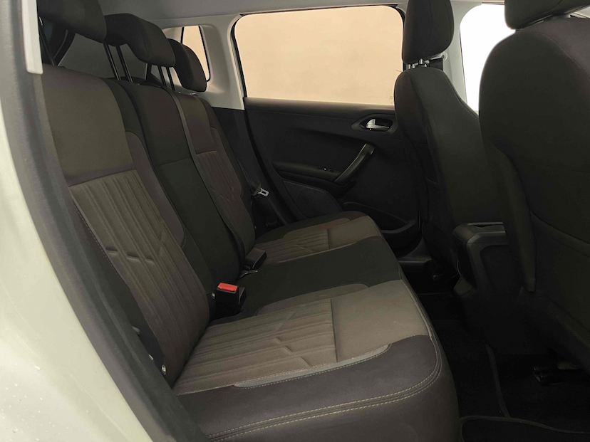 Foto do veículo PEUGEOT 2008 1.6 16V FLEX GRIFFE 4P AUTOMÁTICO 2018 51.825 KM 69.900,00