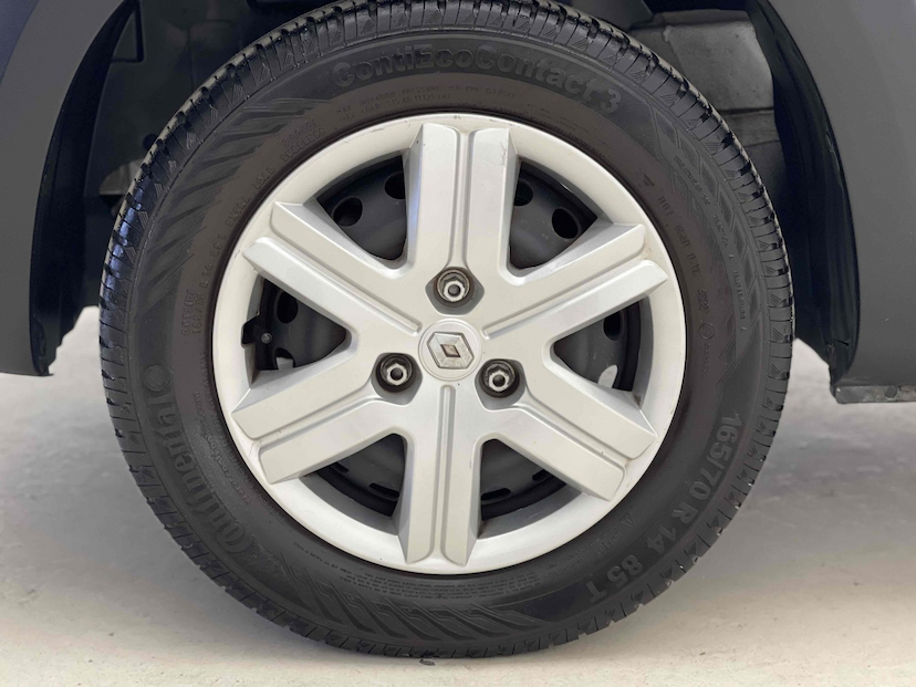 Foto do veículo RENAULT KWID 1.0 12V SCE FLEX ZEN MANUAL 2021 39.587 KM 44.900,00