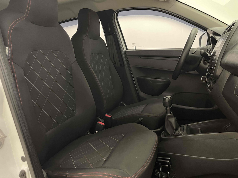 Foto do veículo RENAULT KWID 1.0 12V SCE FLEX ZEN MANUAL 2021 39.587 KM 44.900,00