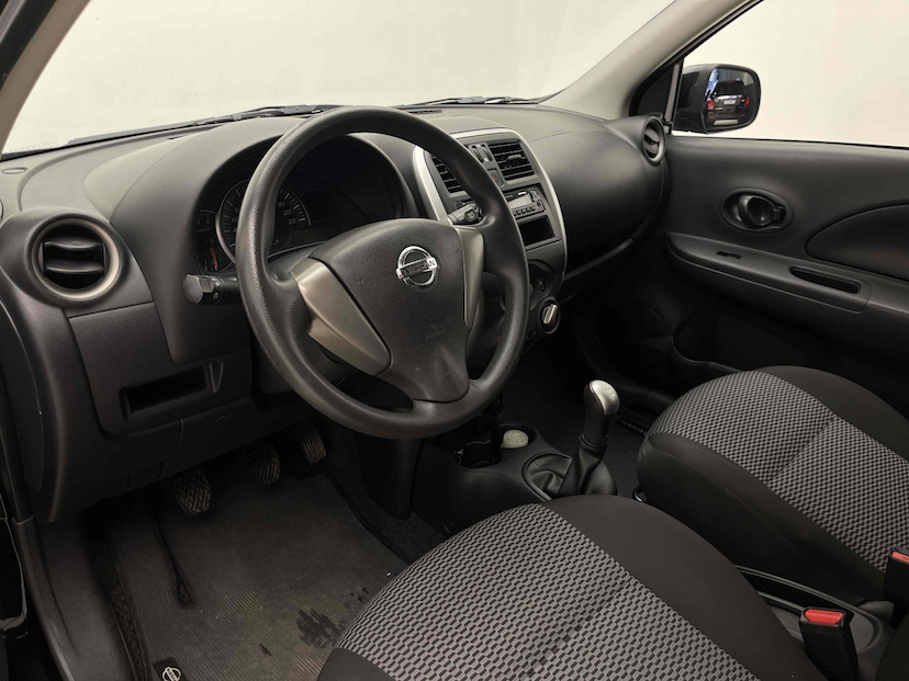 Foto do veículo NISSAN MARCH 1.0 S 12V FLEX 4P MANUAL 2017 53.348 KM 41.900,00