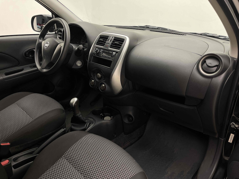 Foto do veículo NISSAN MARCH 1.0 S 12V FLEX 4P MANUAL 2017 53.348 KM 41.900,00