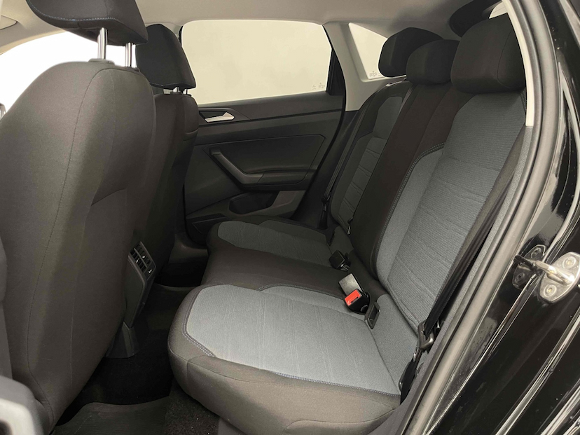 Foto do veículo VOLKSWAGEN NIVUS 1.0 200 TSI TOTAL FLEX COMFORTLINE AUTOMÁTICO 2023 34.420 KM 100.900,00