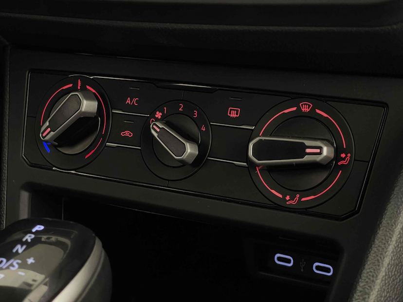 Foto do veículo VOLKSWAGEN NIVUS 1.0 200 TSI TOTAL FLEX COMFORTLINE AUTOMÁTICO 2023 34.420 KM 100.900,00